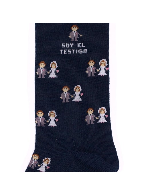 Chaussettes Socksandco avec des petits amis design et détail Je suis le témoin en bleu marine